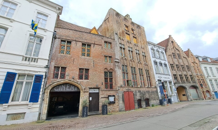 Brugge - TE HUUR - Uniek Ruim Polyvalent HANDELSPAND op TOPLOCATIE