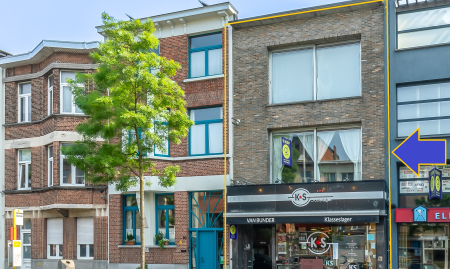 TE KOOP - Beenhouwerij (Klasse*slager) met bovenliggend duplex appartement (4 slpks-2 badk) met groot terras - Berchem (Antwerpen)