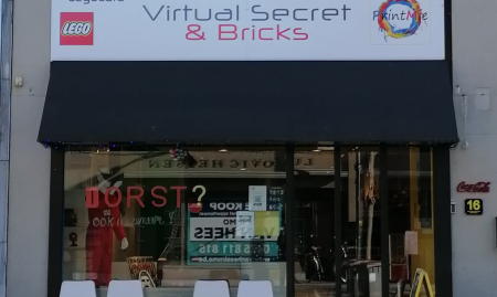 Virtual Secret & Bricks (Entertainment cafe) Mol