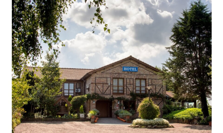 Oudenburg - Charmehotel - restaurant met woongelegenheid in landelijke omgeving | Horeca - Ref. 06/09175
