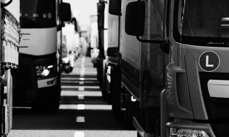 SOCIETE D'ACHATS ET VENTES DE POIDS LOURDS ET UTILITAIRES D'OCCASION - Liège