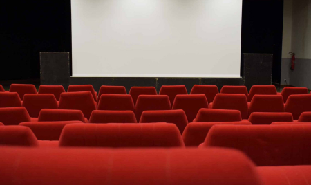 Société opérateur-propriétaire d'un petit complexe très réputé de salles de cinéma et évènementiel en centre-ville image