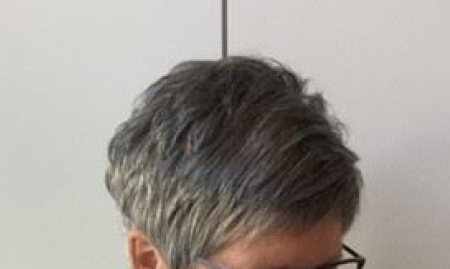 Entreprise hautement spécialisée dans les solutions pour les problèmes de cheveux et de cuir chevelu image