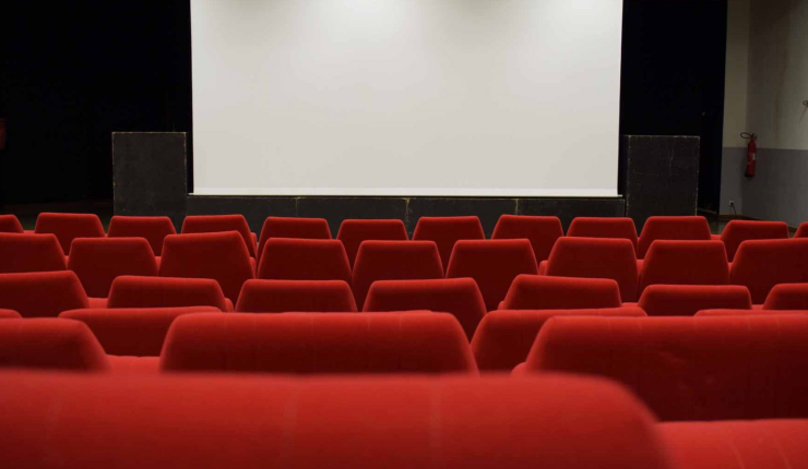 Société opérateur-propriétaire d'un petit complexe très réputé de salles de cinémas et évènementiel en centre-ville image