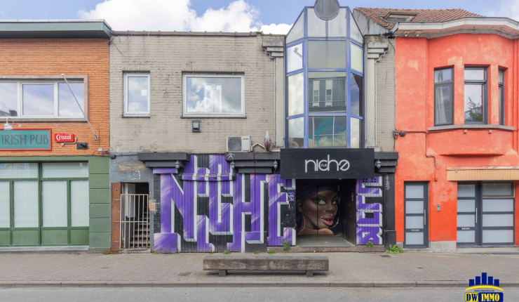Gekende nachtclub aan de Overpoortstraat over te nemen in Gent image